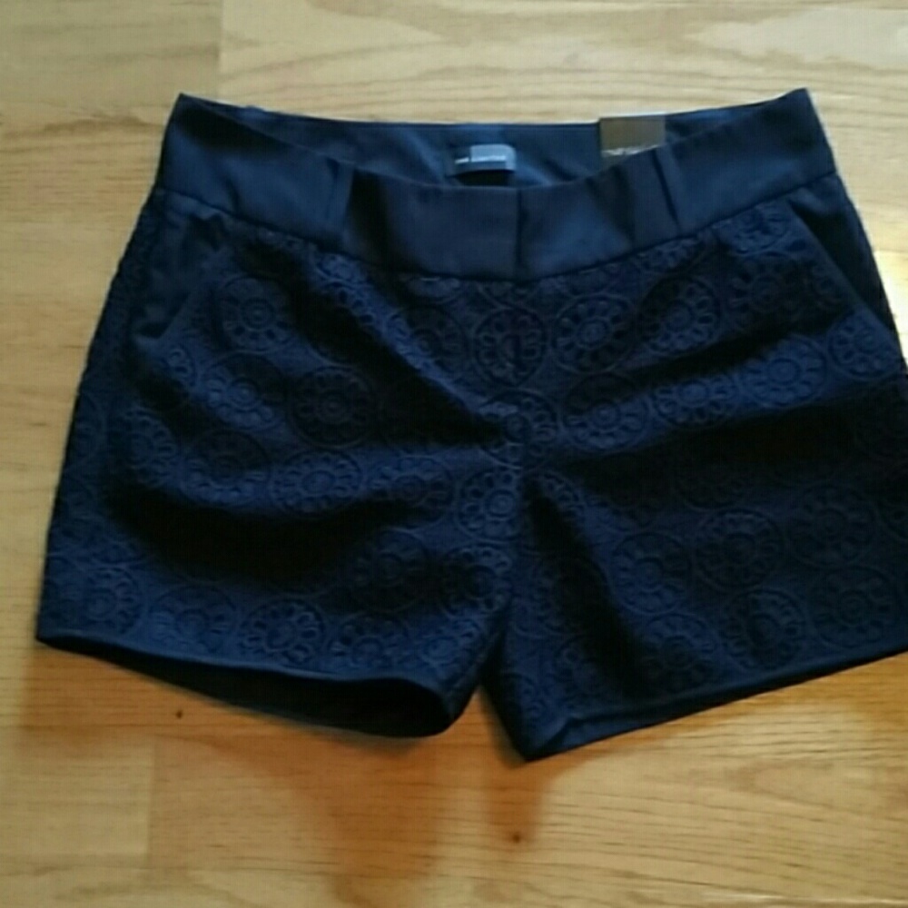 The Limited Tailored Short  Black Laced